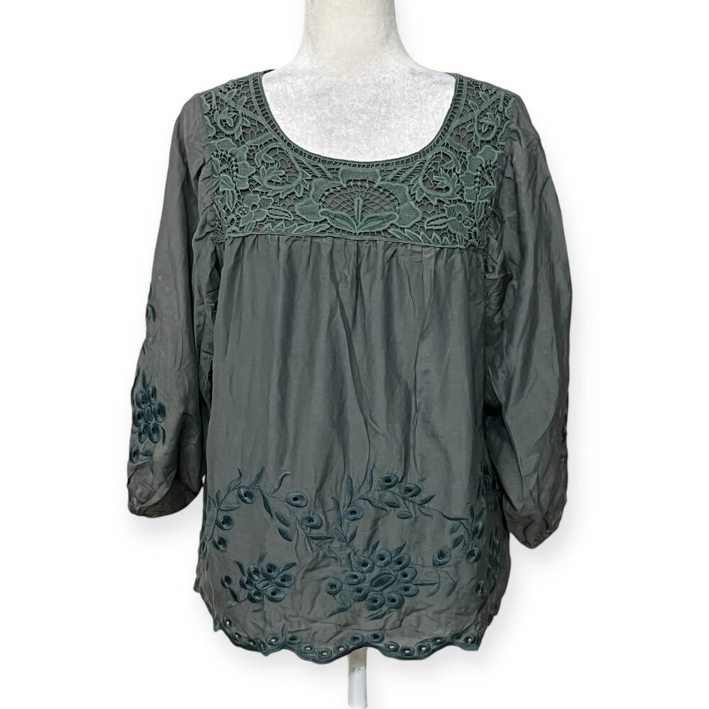 HazelHaze Women's Boho Peasant Blouse L Gray Green Embroidered Lace Silk Blend